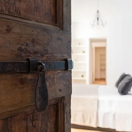 A World Aparts - 13 T.argentina Appartement Rome